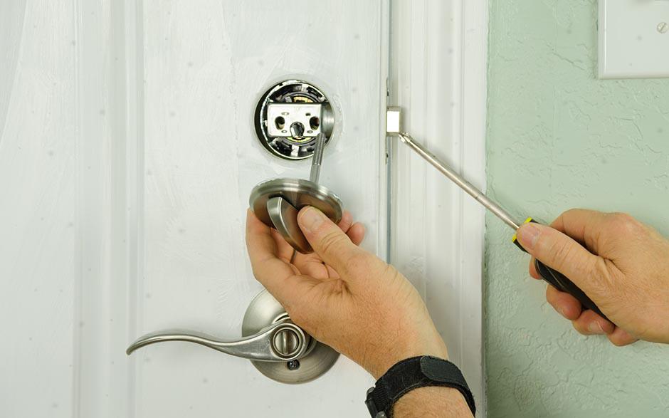  dépannage porte La Boissière-École